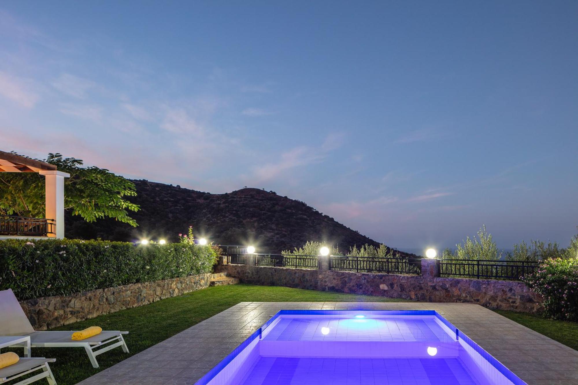 Real Dream Villas, Cretan Gems With Seaviews, By Thinkvilla Bali  Exterior photo