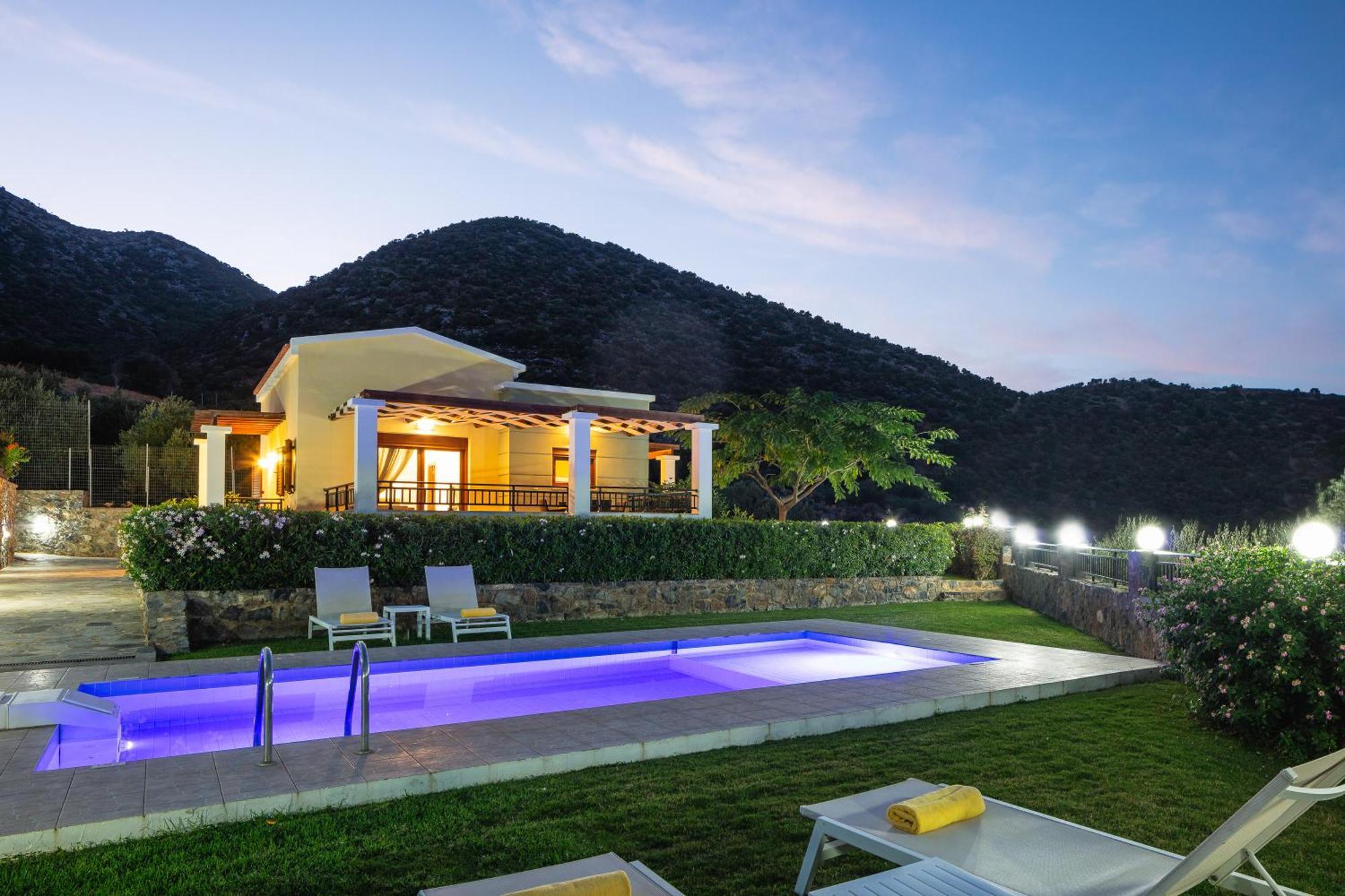 Real Dream Villas, Cretan Gems With Seaviews, By Thinkvilla Bali  Exterior photo