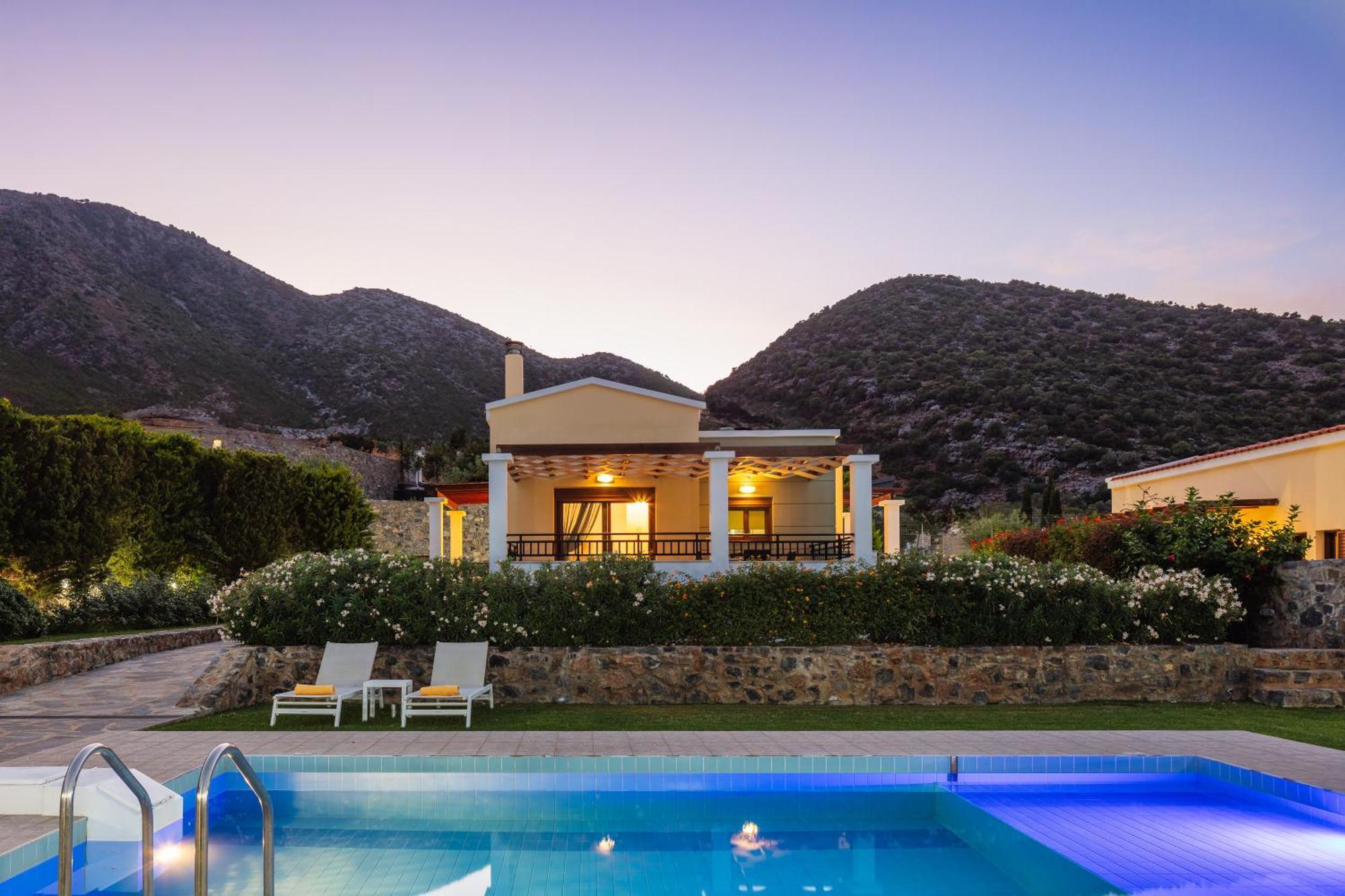 Real Dream Villas, Cretan Gems With Seaviews, By Thinkvilla Bali  Exterior photo